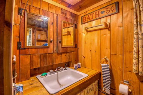 116 Holden Shore Road Wolfeboro NH 03894