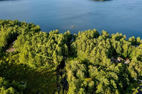 116 Holden Shore Road Wolfeboro NH 03894