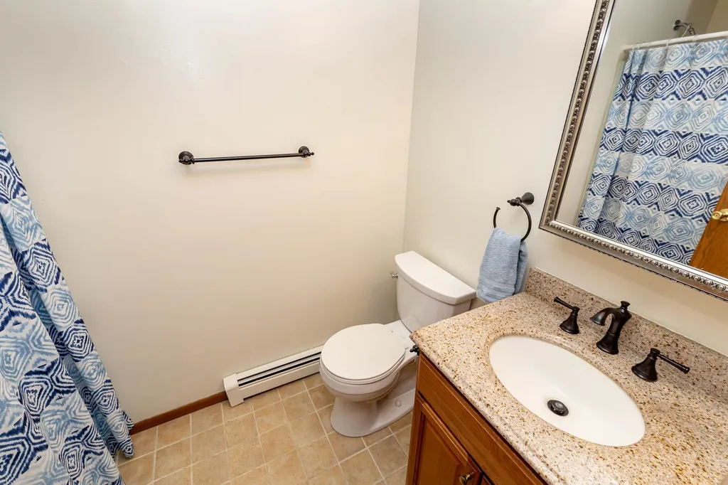 42 Oakwood Road Farmington NH 03835