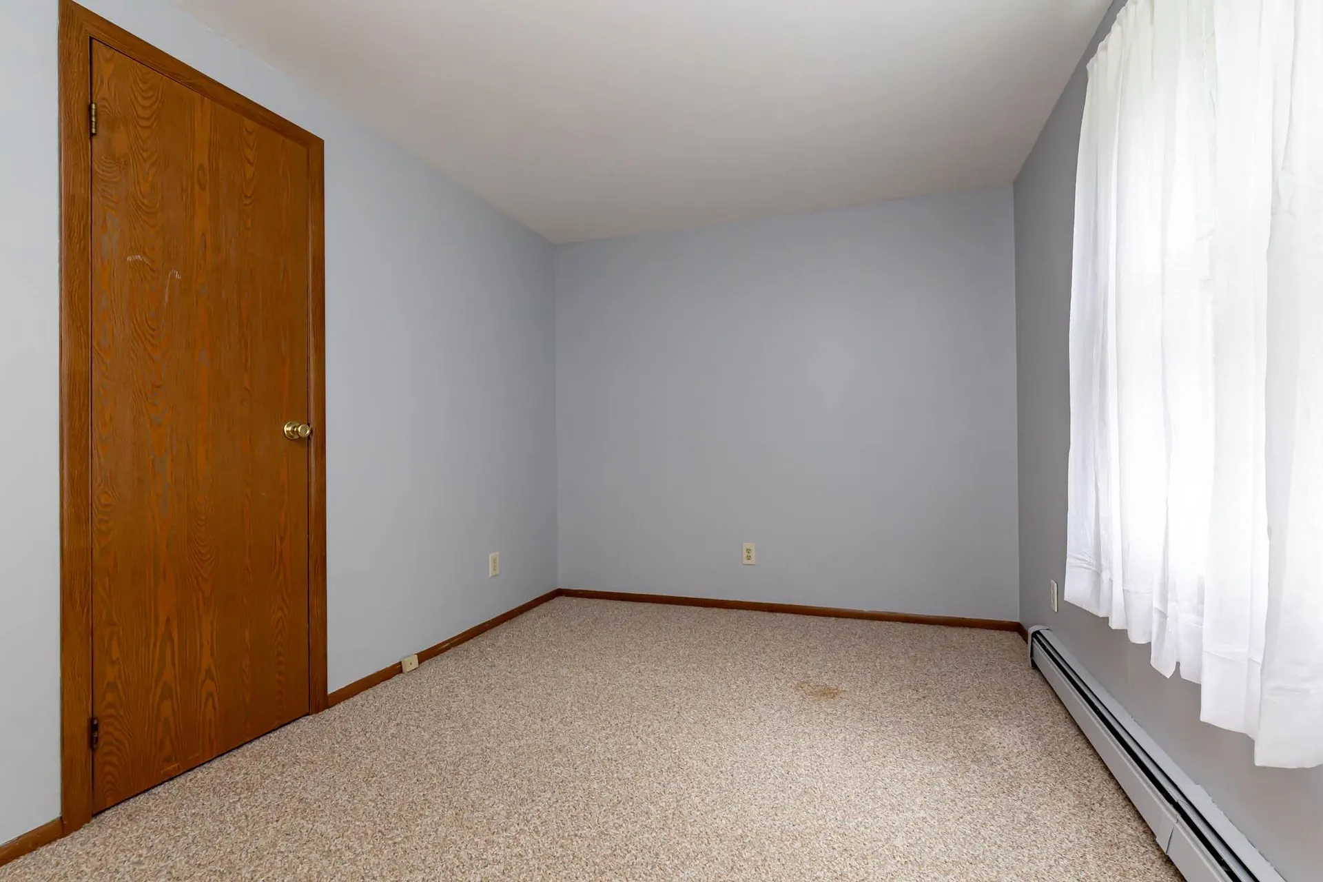 42 Oakwood Road Farmington NH 03835