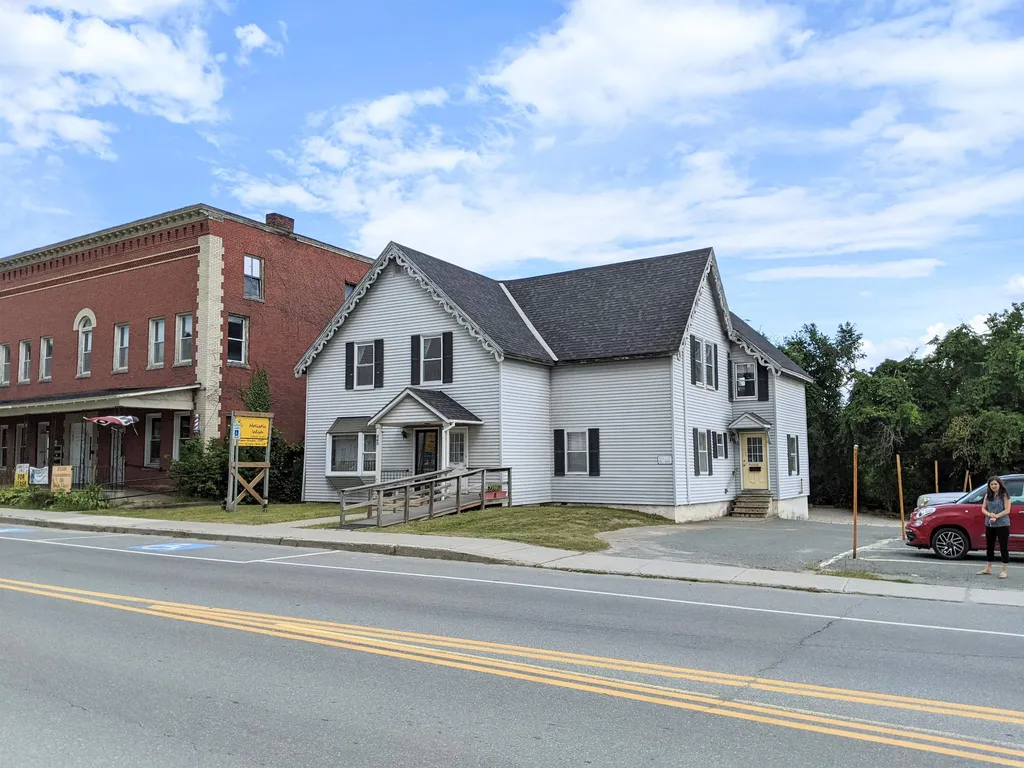 542 Railroad Street St. Johnsbury VT 05819
