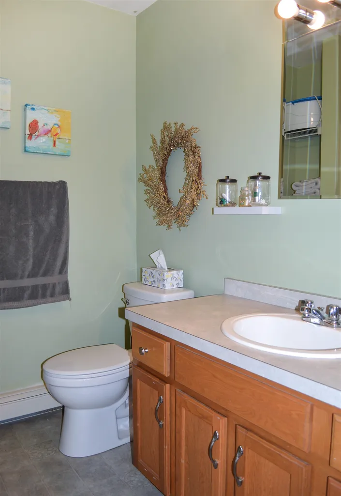 73 South Road Swanzey NH 03446