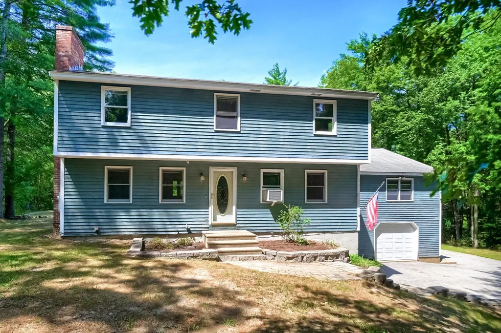 392 Wilsons Crossing Road Auburn NH 03032