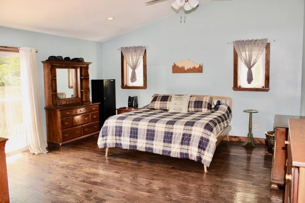 127 Thomas Drive Bristol VT 05443