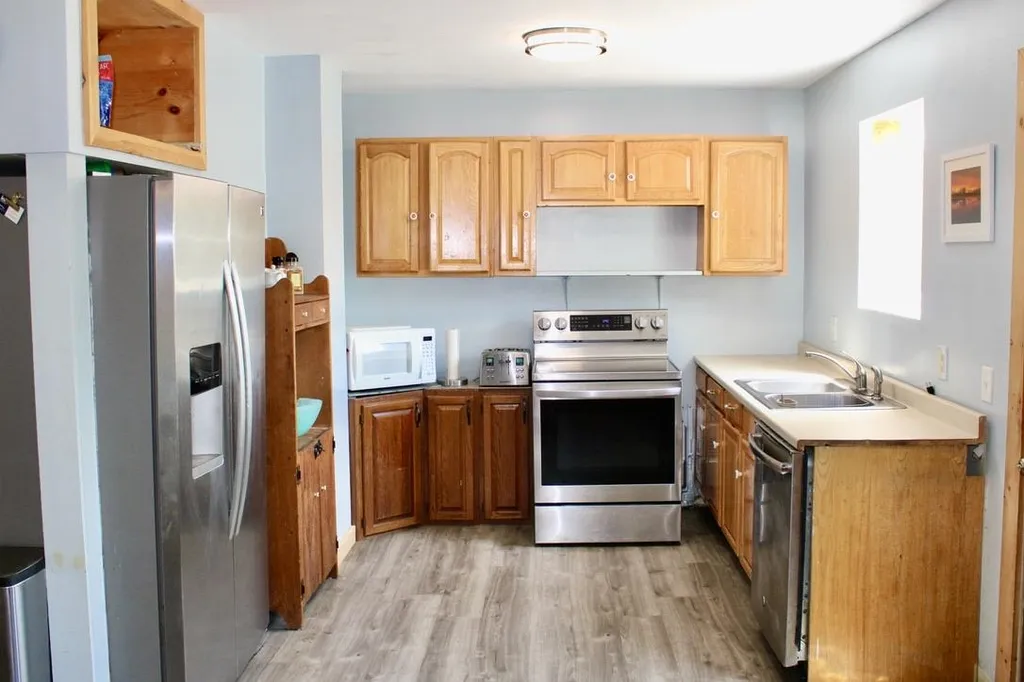 127 Thomas Drive Bristol VT 05443