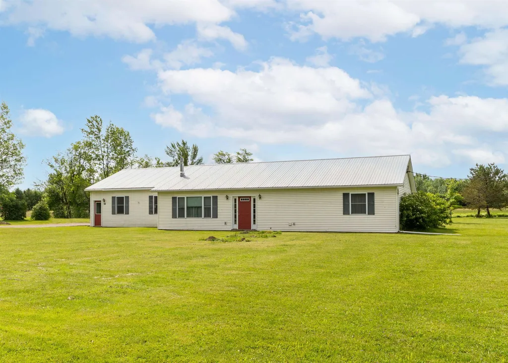59 Allen Road Grand Isle VT 05458