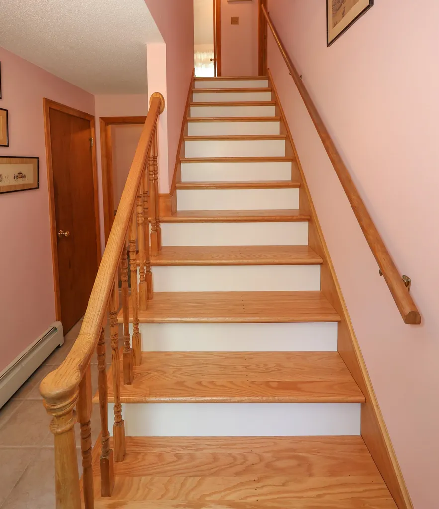 7 Cole Road Derry NH 03038