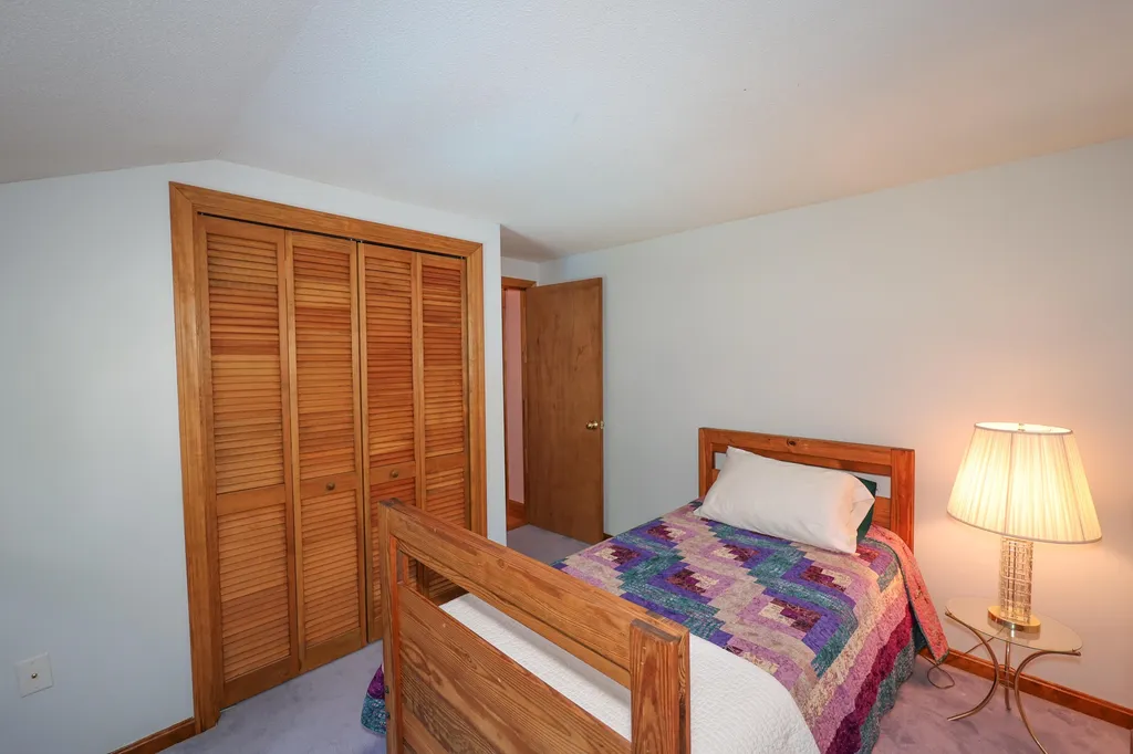 7 Cole Road Derry NH 03038