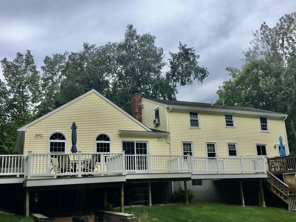 7 Cole Road Derry NH 03038