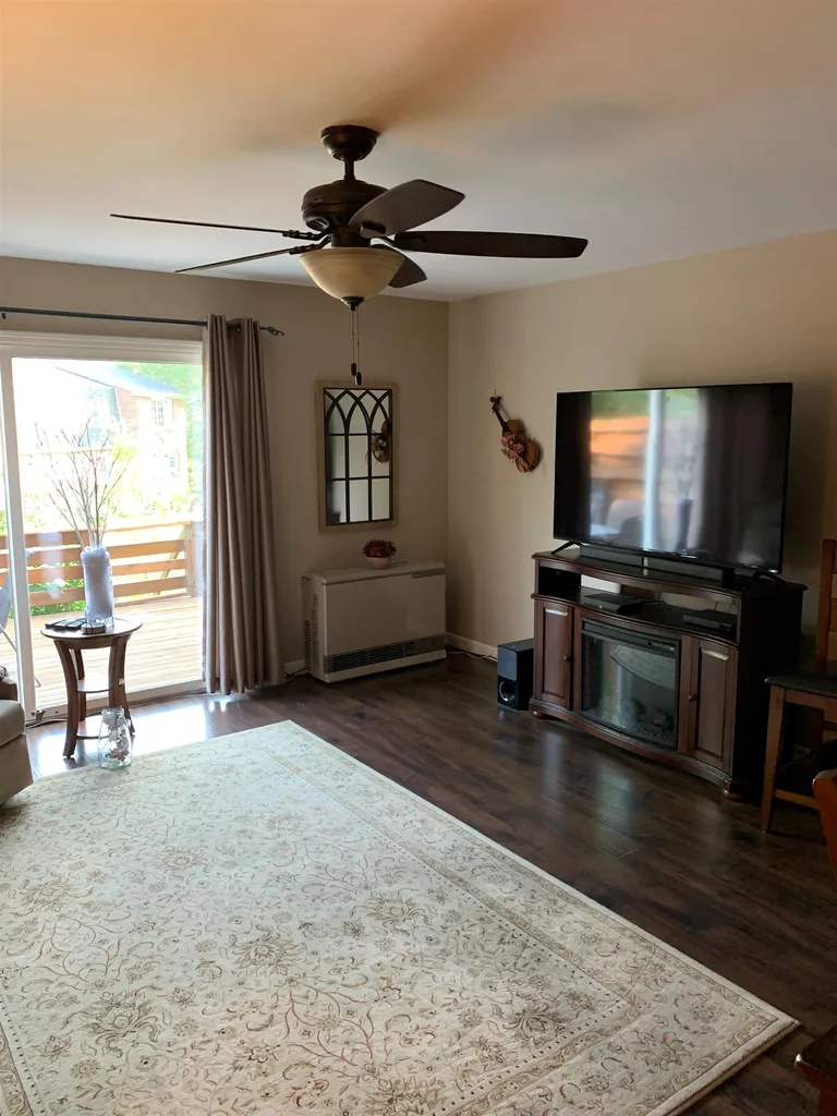 12 Sugar Tree Lane Essex VT 05452