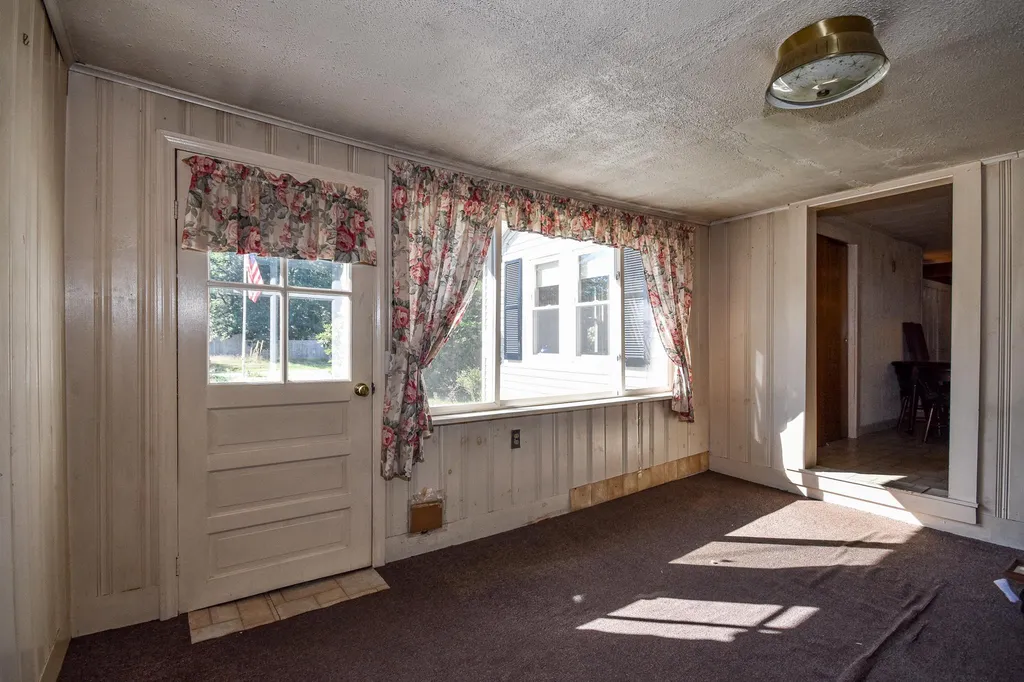 395 Salmon Falls Road Rochester NH 03868