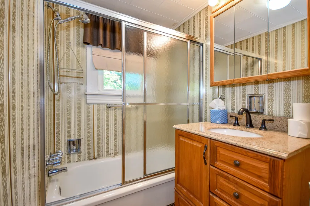 395 Salmon Falls Road Rochester NH 03868