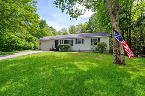 16 Symonds Road Hillsborough NH 03244