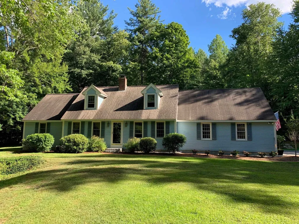 131 Amherst Street Amherst NH 03031