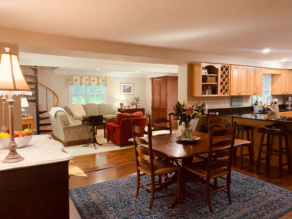 131 Amherst Street Amherst NH 03031