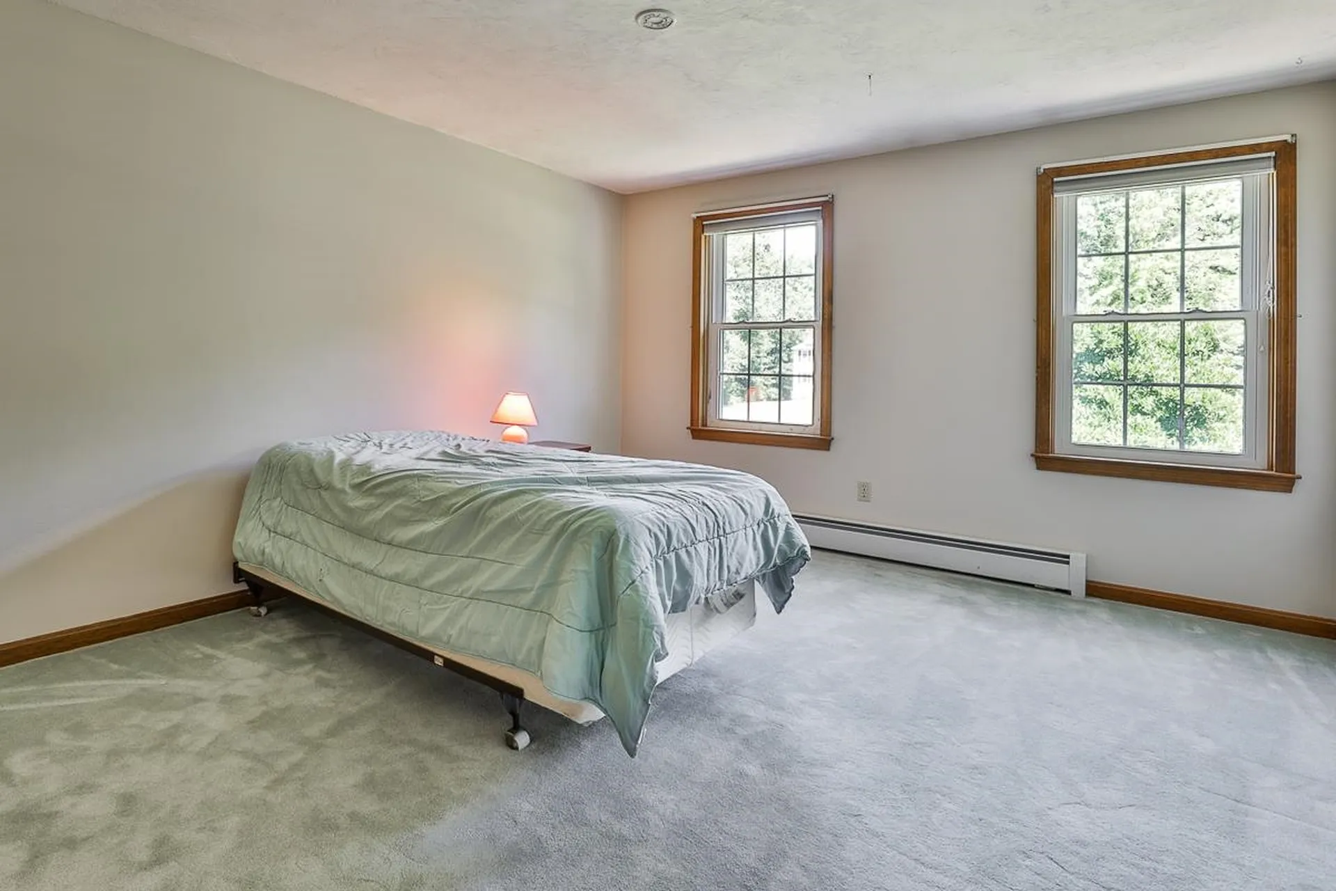 10 Donmac Drive Derry NH 03038