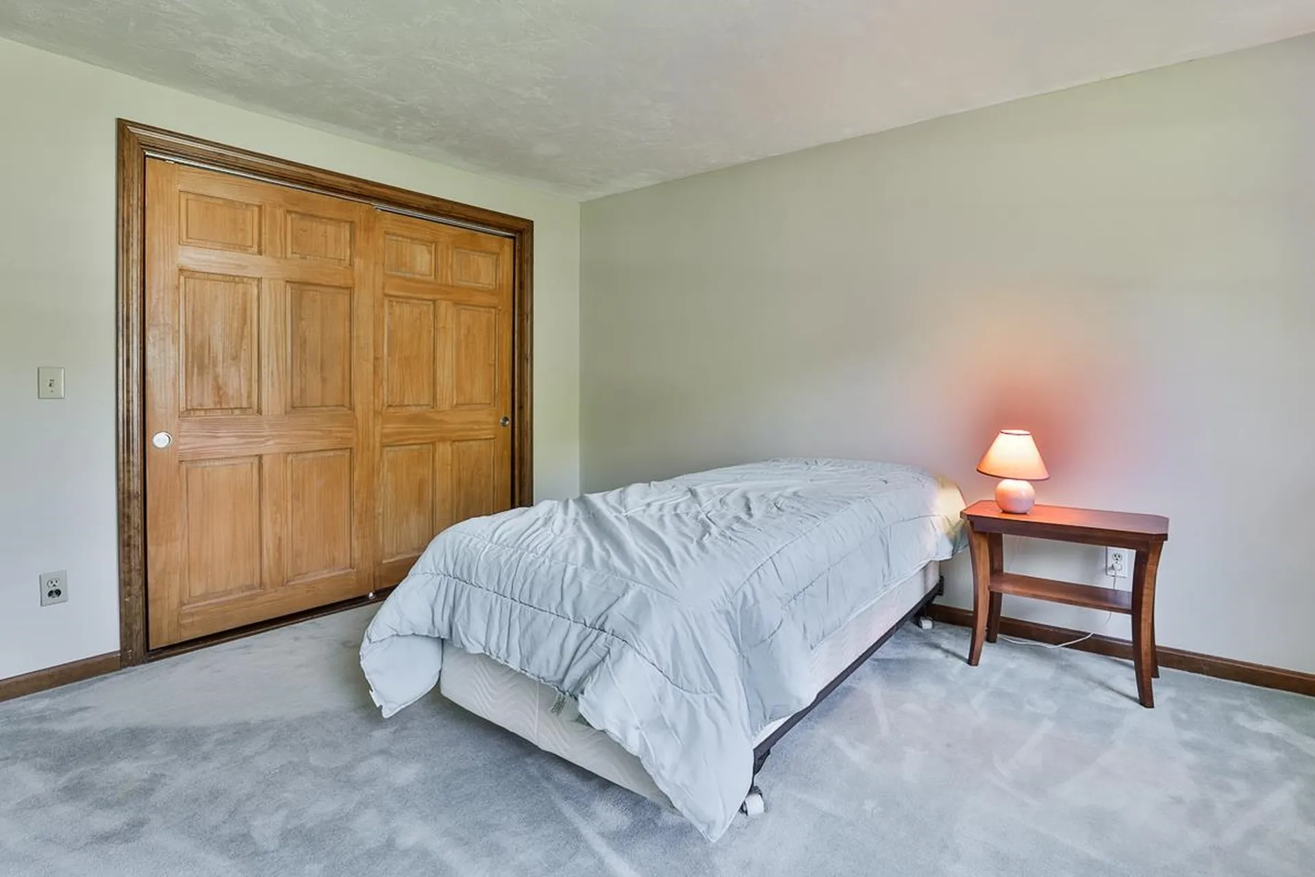10 Donmac Drive Derry NH 03038