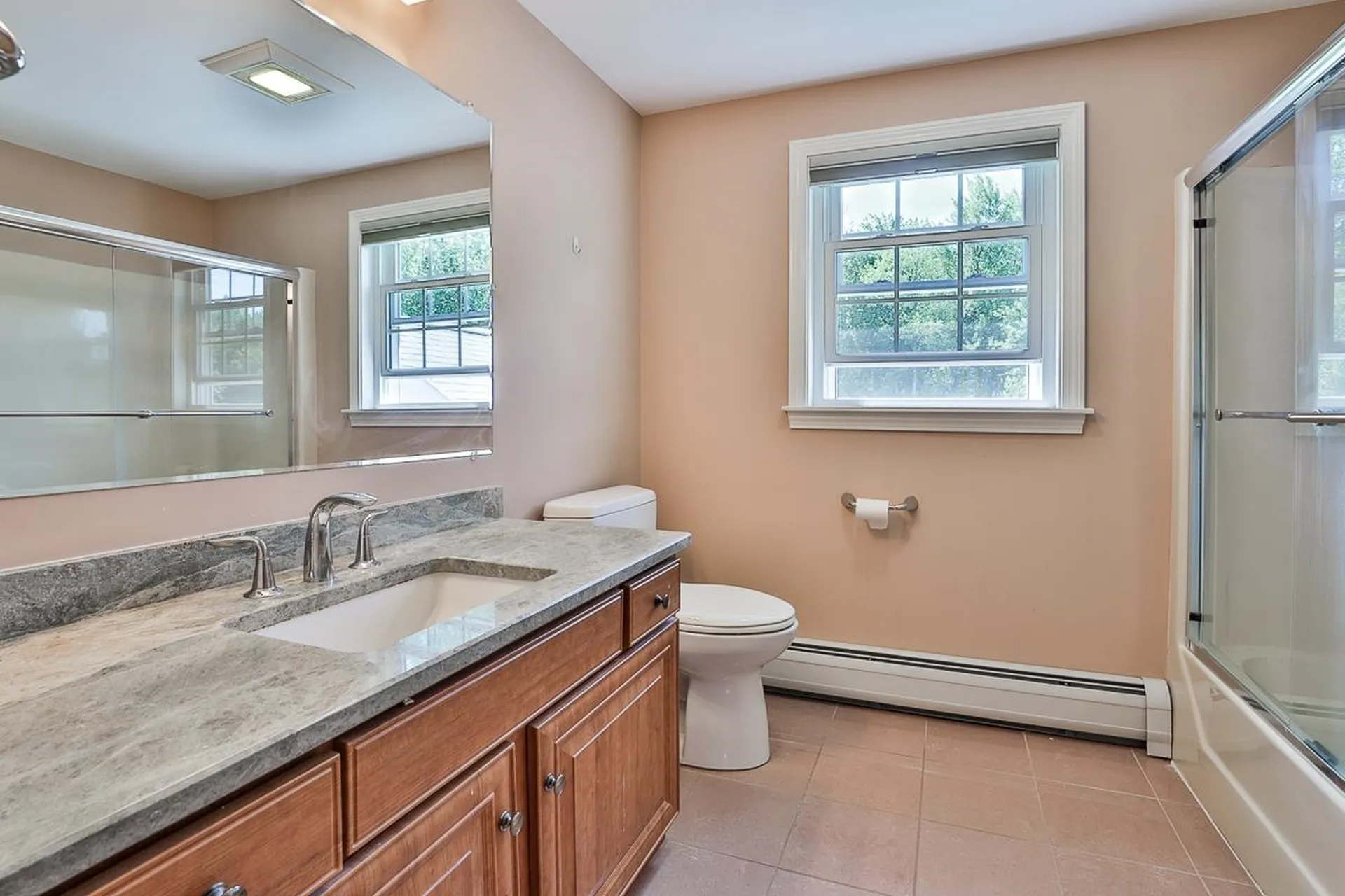 10 Donmac Drive Derry NH 03038