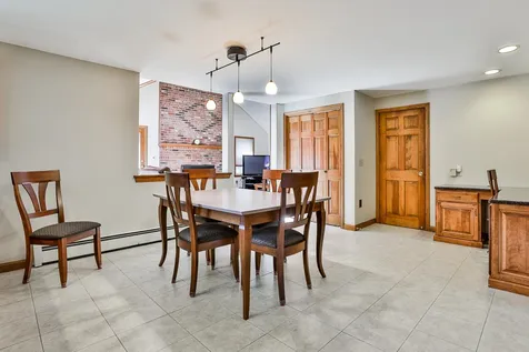 10 Donmac Drive Derry NH 03038