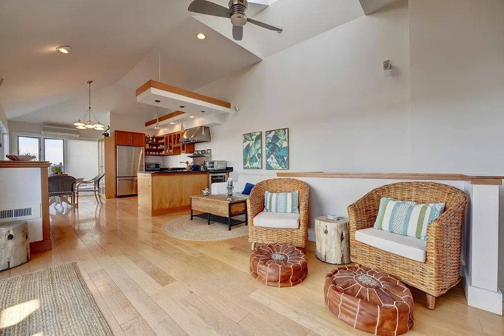 121 Bow Street Portsmouth NH 03801