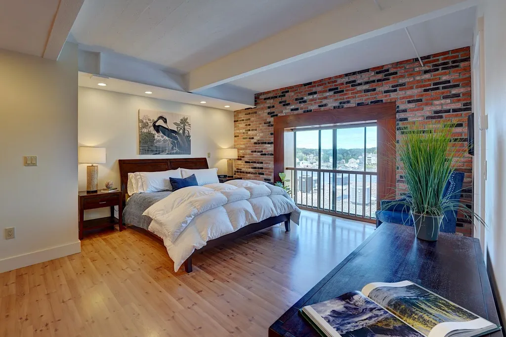 121 Bow Street Portsmouth NH 03801