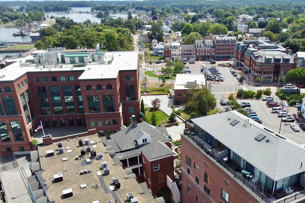 121 Bow Street Portsmouth NH 03801
