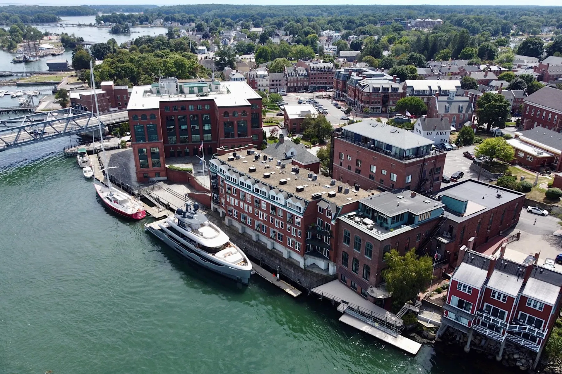 121 Bow Street Portsmouth NH 03801