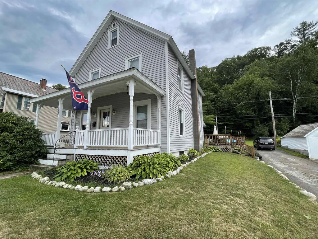 31 Williams Street Proctor VT 05765