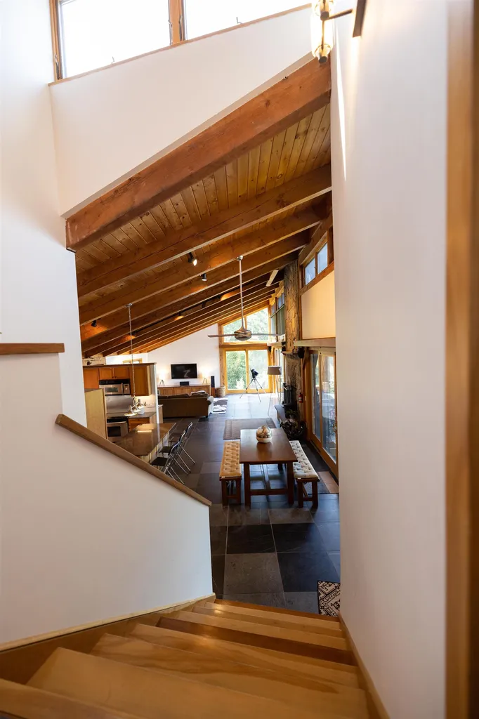 89 Pine Ridge Drive Putney VT 05346