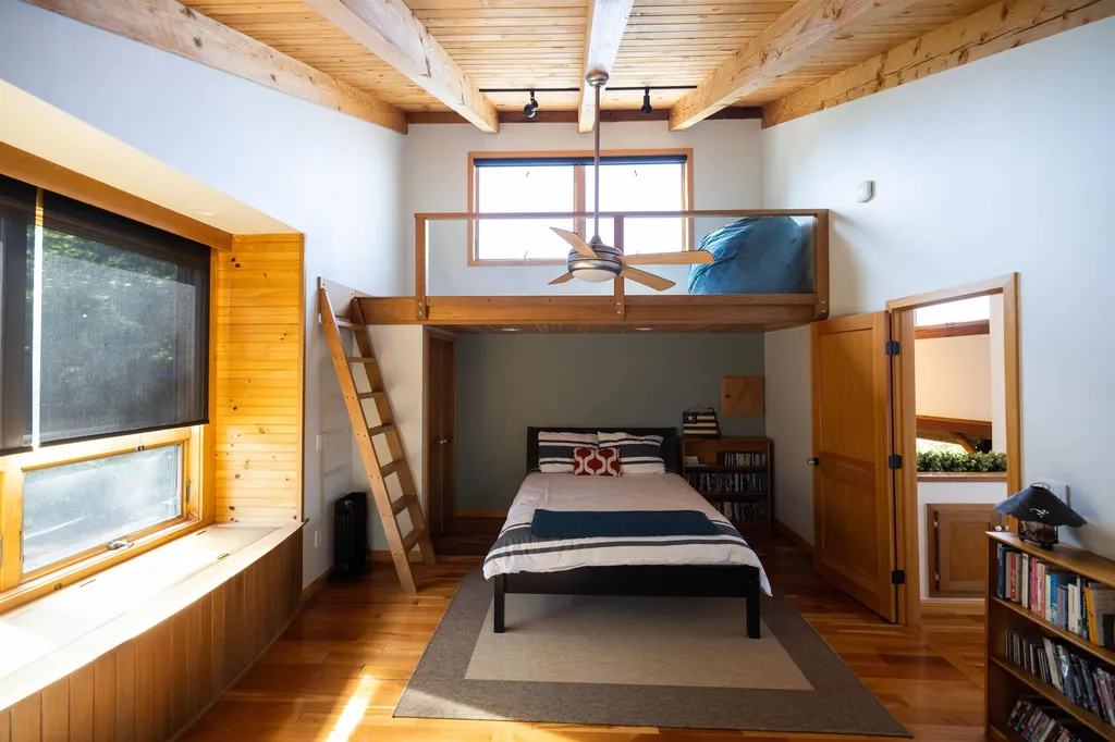 89 Pine Ridge Drive Putney VT 05346