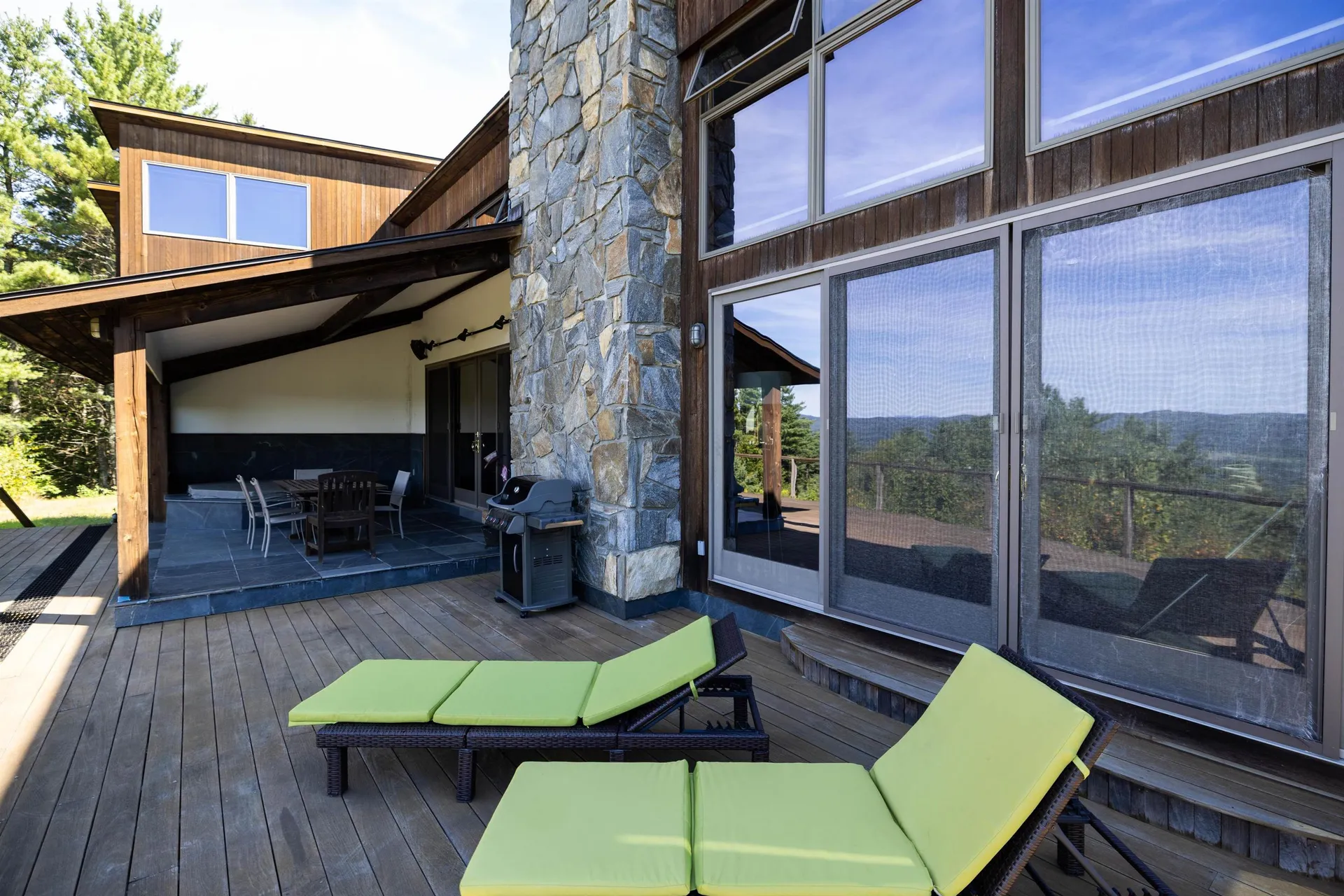 89 Pine Ridge Drive Putney VT 05346