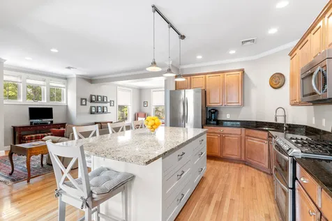 5 Olde Parish Way Portsmouth NH 03801
