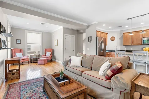 5 Olde Parish Way Portsmouth NH 03801