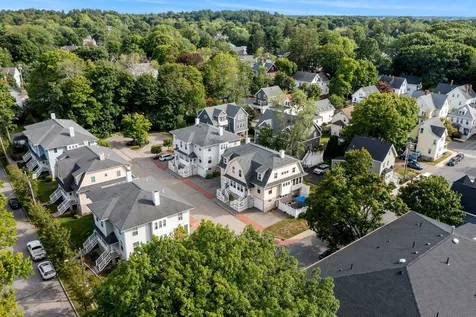 5 Olde Parish Way Portsmouth NH 03801