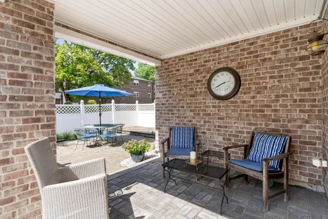 5 Olde Parish Way Portsmouth NH 03801