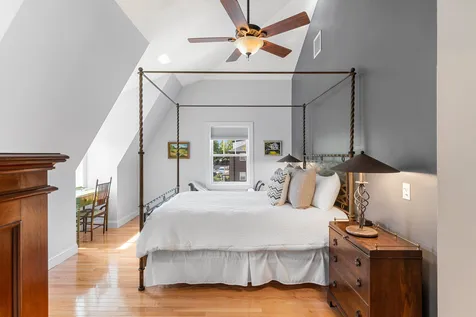 5 Olde Parish Way Portsmouth NH 03801