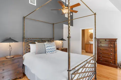 5 Olde Parish Way Portsmouth NH 03801