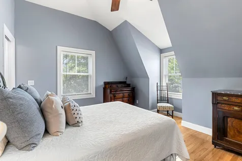 5 Olde Parish Way Portsmouth NH 03801