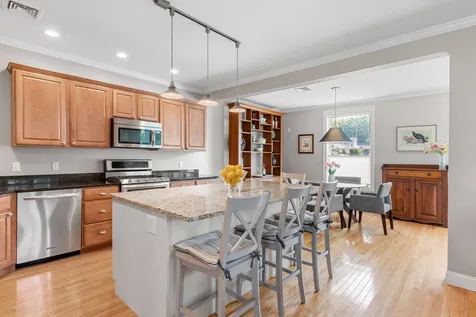 5 Olde Parish Way Portsmouth NH 03801