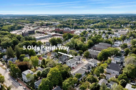 5 Olde Parish Way Portsmouth NH 03801