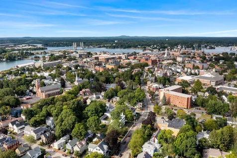 5 Olde Parish Way Portsmouth NH 03801