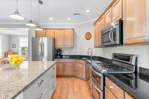 5 Olde Parish Way Portsmouth NH 03801