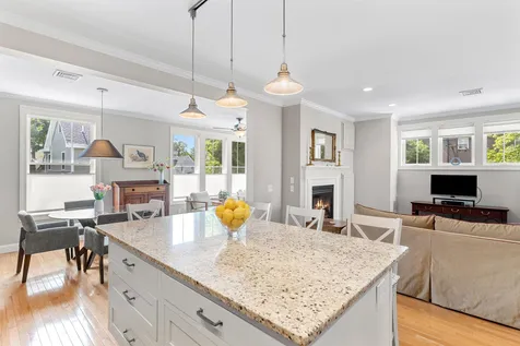 5 Olde Parish Way Portsmouth NH 03801