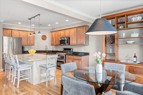 5 Olde Parish Way Portsmouth NH 03801
