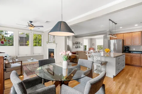 5 Olde Parish Way Portsmouth NH 03801