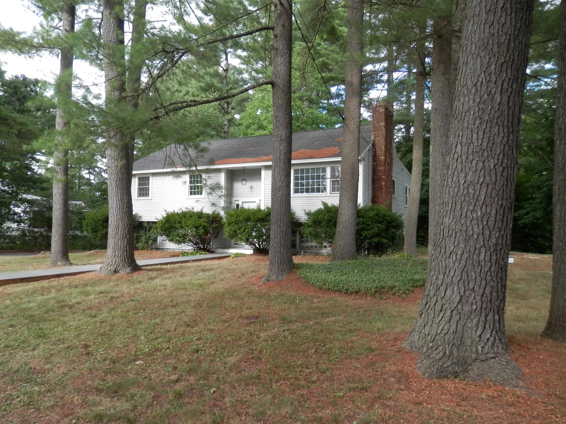 6 Tinkham Lane Londonderry NH 03053