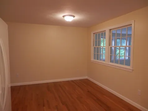 6 Tinkham Lane Londonderry NH 03053