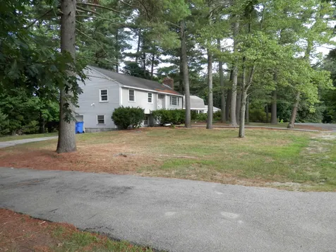 6 Tinkham Lane Londonderry NH 03053