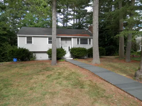 6 Tinkham Lane Londonderry NH 03053