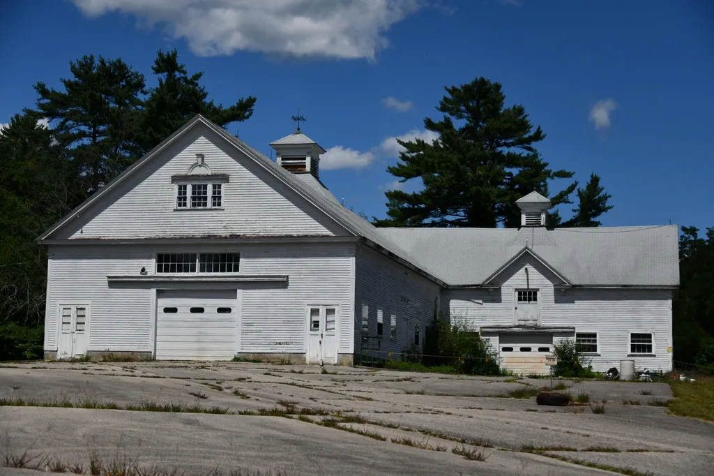 706 Laconia Road Tilton NH 03276
